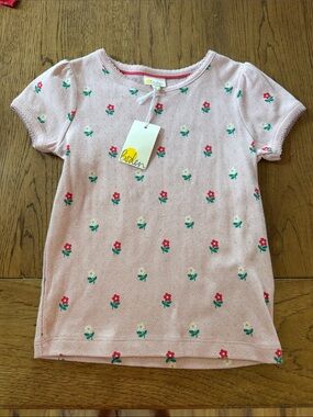Boden girls short sleeve 5 -6Pink Short Sleeve Tee with Red & White Floral Print